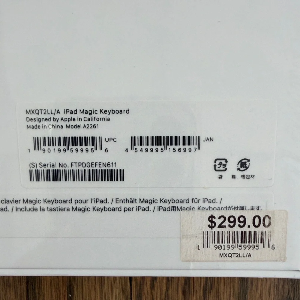Apple iPad Magic Keyboard - Dark Gray